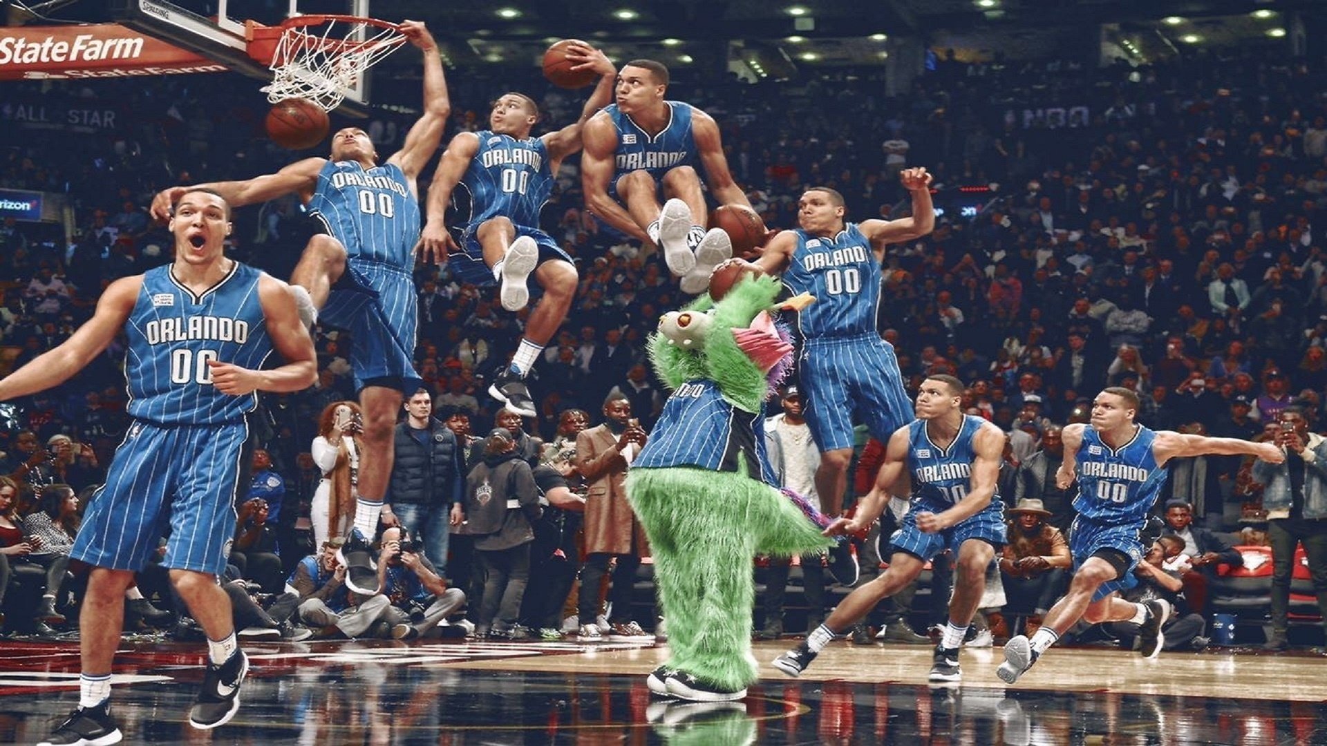 绝代双骄隔空对决，巴萨险胜拜仁之夜，C罗惊艳四座抢尽风头