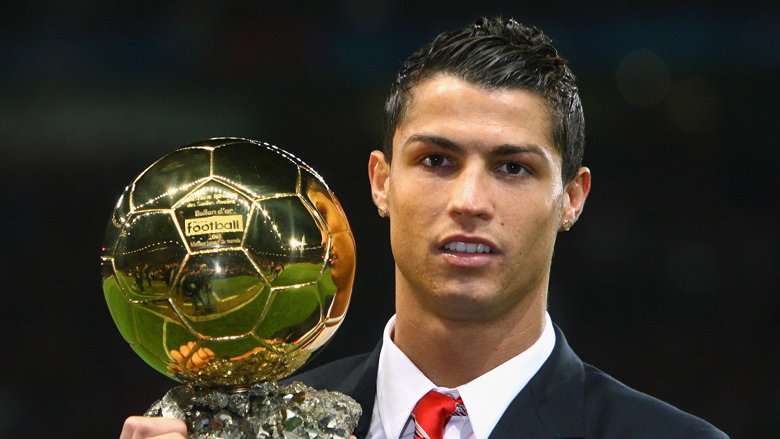 开云下载-斯坦福桥的绝杀与首尔的叹息，当德布劳内撕碎韩国足球的尊严之夜