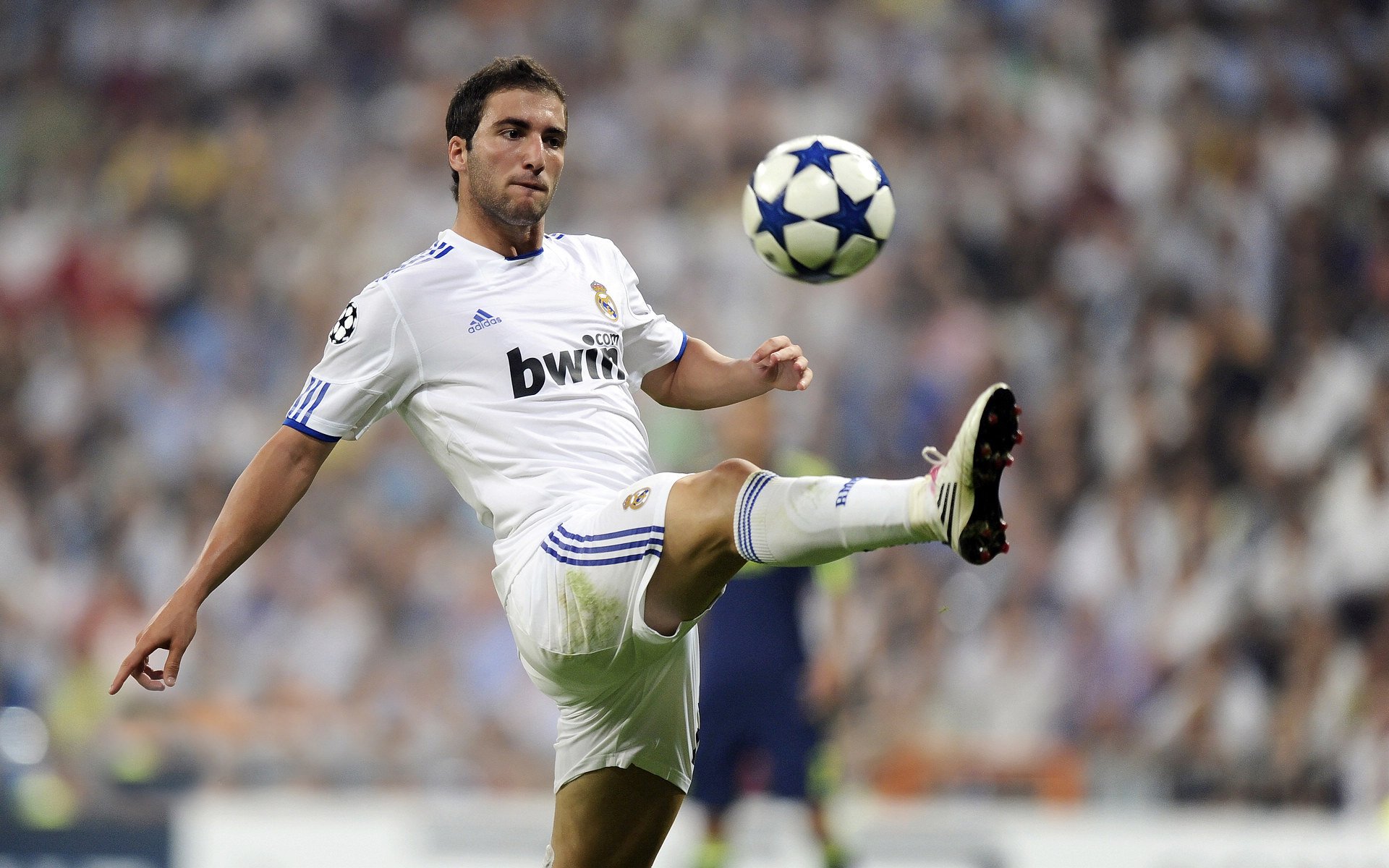 智利全面压制多特蒙德，托尼成为关键先生